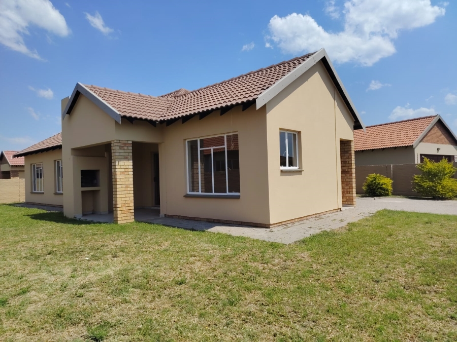 3 Bedroom Property for Sale in Waterkloof A H North West